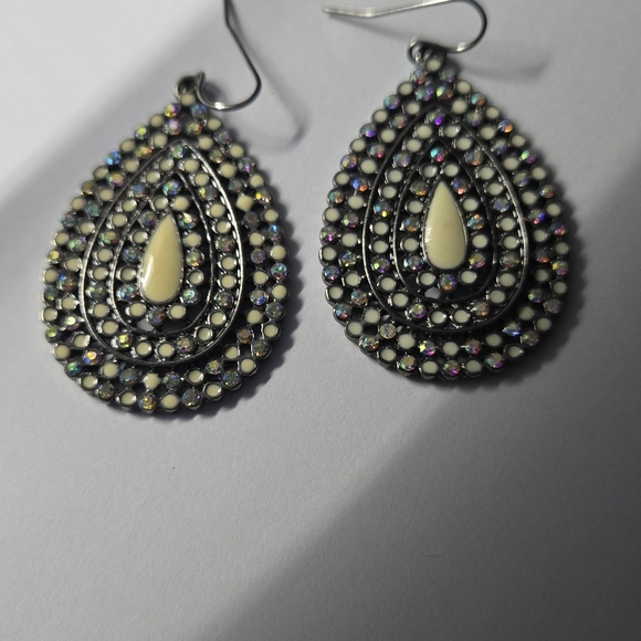 Black Gray Tone Purple Rhinestoned Tan Enamel Teardrop Earrings - Picture 11 of 15